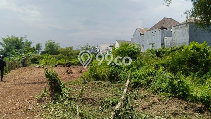 Lahan Dijual Lokasi Strategis di Malang dengan Luas 65m2 Lahan Dijual Lokasi Strategis di Malang dengan Luas 65m2
