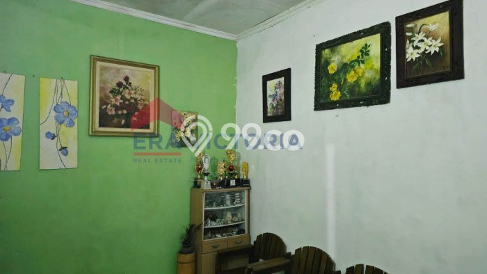 Dijual Hunian Rumah Terawat 5 KT di Tidar, Malang Dijual Hunian Rumah Terawat 5 KT di Tidar, Malang
