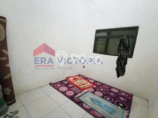 For Sale Rumah 8 Kamar Lokasi Strategis Bagus dan Strategis di Pakis For Sale Rumah 8 Kamar Lokasi Strategis Bagus dan Strategis di Pakis