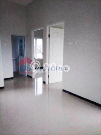 For Sale Rumah 3 Kamar Lokasi Ideal Nyaman dan Strategis di Singosari For Sale Rumah 3 Kamar Lokasi Ideal Nyaman dan Strategis di Singosari