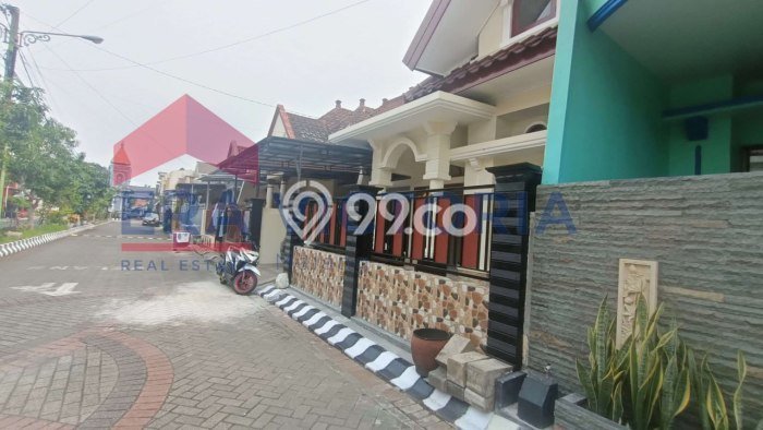 For Sale Rumah 4 Kamar Lokasi Strategis Bagus dan Strategis di Singosari For Sale Rumah 4 Kamar Lokasi Strategis Bagus dan Strategis di Singosari