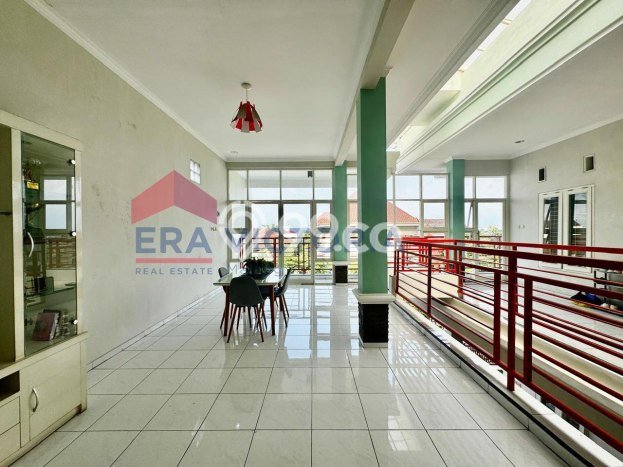 Dijual Segera Kost 8 Kamar, 8 Kamar Mandi di Dau, Malang, Luas 312m2 Dijual Segera Kost 8 Kamar, 8 Kamar Mandi di Dau, Malang, Luas 312m2