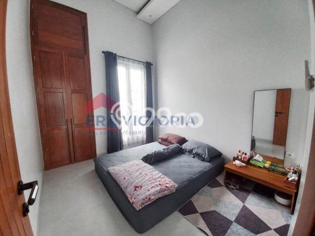 For Sale Rumah 4 Kamar Lokasi Ideal Bagus dan Strategis di Blimbing For Sale Rumah 4 Kamar Lokasi Ideal Bagus dan Strategis di Blimbing