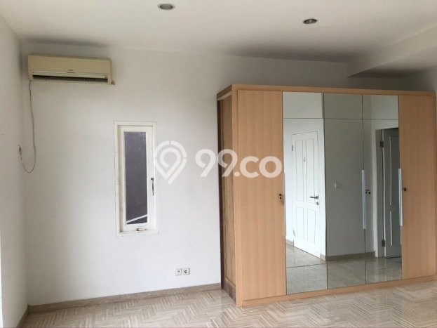 DIJUAL CEPAT! Rumah Nyaman area Alam Sutera, Tangerang, LT 412m² LB 200m² Bisa Nego! DIJUAL CEPAT! Rumah Nyaman area Alam Sutera, Tangerang, LT 412m² LB 200m² Bisa Nego!