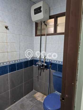 Jual Rumah Bagus Siap Huni LB 130m2 di Karang Tengah, Tangerang Jual Rumah Bagus Siap Huni LB 130m2 di Karang Tengah, Tangerang