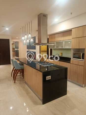 Apartemen Sewa 3 Kamar Hemat Siap Huni di Jakarta Selatan, Luas 155m2 Apartemen Sewa 3 Kamar Hemat Siap Huni di Jakarta Selatan, Luas 155m2
