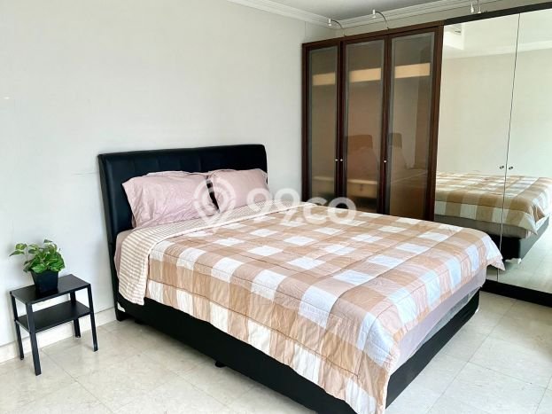 Apartemen Strategis Kawasan , 3 KT, Luas 145m2m², Pemandangan Bagus Apartemen Strategis Kawasan , 3 KT, Luas 145m2m², Pemandangan Bagus