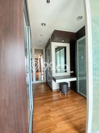 Sewa Apartemen Strategis di Mampang Prapatan, Jakarta Selatan 3 Kamar dengan Luas 204m2 Sewa Apartemen Strategis di Mampang Prapatan, Jakarta Selatan 3 Kamar dengan Luas 204m2