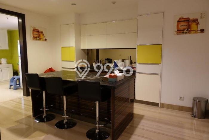 Hunian Apartemen Eksklusif untuk Dijual di Jakarta Selatan dengan 4 BR & 4 Kamar Mandi Hunian Apartemen Eksklusif untuk Dijual di Jakarta Selatan dengan 4 BR & 4 Kamar Mandi