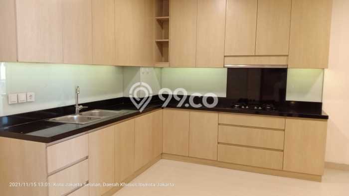 Apartemen Siap Huni 4 BR dengan Harga Terjangkau di Area Kebayoran Baru, Jakarta Selatan Apartemen Siap Huni 4 BR dengan Harga Terjangkau di Area Kebayoran Baru, Jakarta Selatan