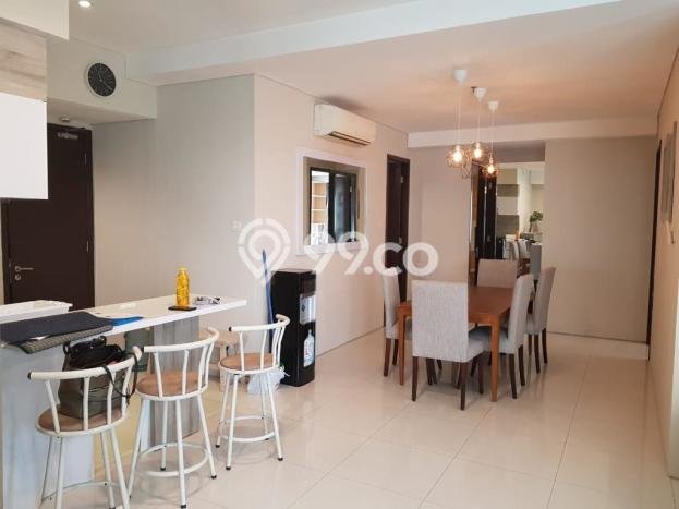 Apartemen Disewakan 3 Kamar Hemat Siap Huni di Jakarta Selatan, Luas 138m2 Apartemen Disewakan 3 Kamar Hemat Siap Huni di Jakarta Selatan, Luas 138m2