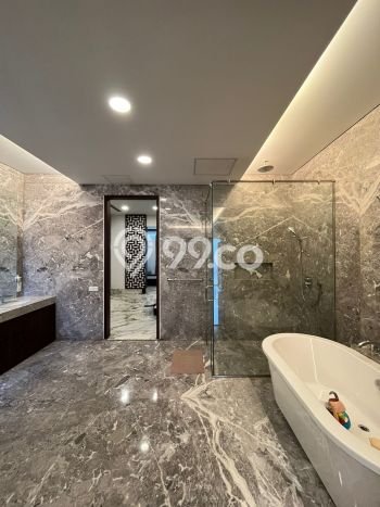 Rumah LT 371m² Lokasi Premium di Kawasan Elite Kemang, Jakarta Selatan Rumah LT 371m² Lokasi Premium di Kawasan Elite Kemang, Jakarta Selatan