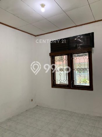 Rumah Kontrakan Jakarta Timur LT 180m2 LB 215m2 Area Rawamangun Rumah Kontrakan Jakarta Timur LT 180m2 LB 215m2 Area Rawamangun