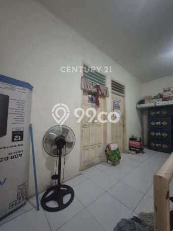 Rumah Luas Asri 2 KT Siap Huni di Salemba Jakarta Pusat Rumah Luas Asri 2 KT Siap Huni di Salemba Jakarta Pusat