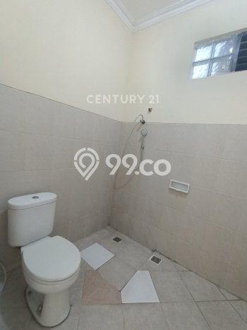 Rumah Disewakan Jakarta Timur LT 186m2 LB 155m2 Kawasan Kayu Putih Rumah Disewakan Jakarta Timur LT 186m2 LB 155m2 Kawasan Kayu Putih
