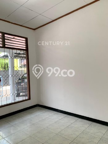 Rumah Kontrakan Jakarta Timur LT 180m2 LB 215m2 Area Rawamangun Rumah Kontrakan Jakarta Timur LT 180m2 LB 215m2 Area Rawamangun