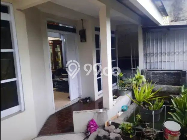 Dijual Rumah Strategis Bagus Punya 4 KT di Antapani Bandung SHM Dijual Rumah Strategis Bagus Punya 4 KT di Antapani Bandung SHM