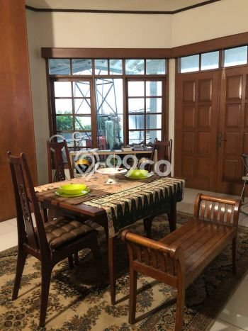 Hunian Mewah LB 210m2 Siap Pakai Desain Elegan di Pasteur, Bandung Hunian Mewah LB 210m2 Siap Pakai Desain Elegan di Pasteur, Bandung