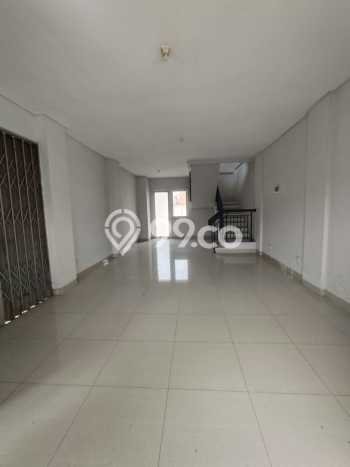 Unit Ruko Dijual di Bandung LT 52m2 & LB 155m2 Unit Ruko Dijual di Bandung LT 52m2 & LB 155m2