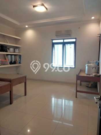 Rumah Elit LB 250m2 Siap Huni Desain Elegan di Turangga, Bandung Rumah Elit LB 250m2 Siap Huni Desain Elegan di Turangga, Bandung
