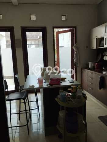 For Sale! Luxury House LT 340m2 Desain Modern di Cigadung For Sale! Luxury House LT 340m2 Desain Modern di Cigadung