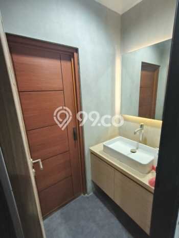 Rumah Elit LB 213m2 Siap Huni Desain Elegan di Tomang, Jakarta Barat Rumah Elit LB 213m2 Siap Huni Desain Elegan di Tomang, Jakarta Barat