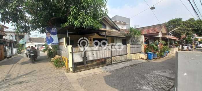 Rumah Modern Cantik 3 KT Bisa Langsung Pindah di Curug Rumah Modern Cantik 3 KT Bisa Langsung Pindah di Curug