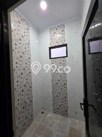Rumah Terawat di Cibodas, Tangerang, LT 126m² LB 42m² HARGA MENARIK! Rumah Terawat di Cibodas, Tangerang, LT 126m² LB 42m² HARGA MENARIK!