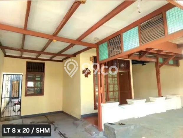 Lokasi terbaik! Rumah siap huni disewakan di Karawaci LB 160m2 Lokasi terbaik! Rumah siap huni disewakan di Karawaci LB 160m2