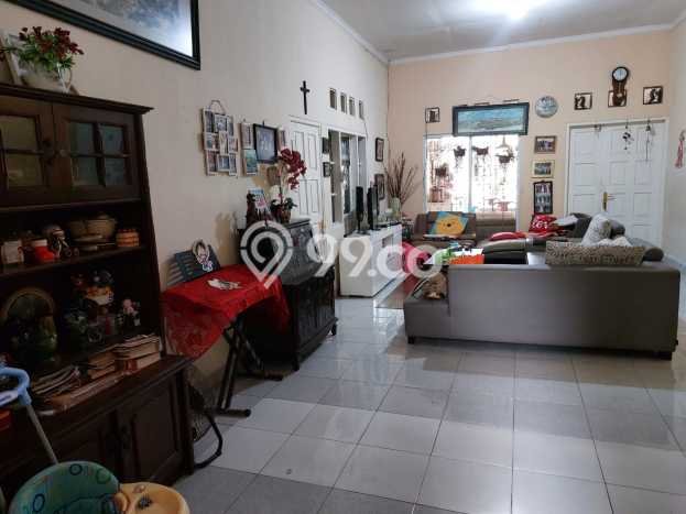 Rumah Eksklusif Dijual LT 330m2 di BSD, Tangerang Rumah Eksklusif Dijual LT 330m2 di BSD, Tangerang