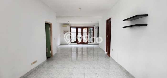 Rumah Modern 4 KT di Lippo Karawaci Tangerang Rumah Modern 4 KT di Lippo Karawaci Tangerang
