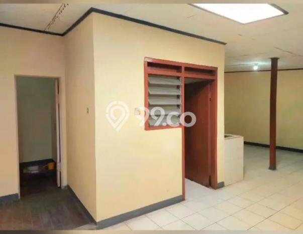Lokasi terbaik! Rumah siap huni disewakan di Karawaci LB 160m2 Lokasi terbaik! Rumah siap huni disewakan di Karawaci LB 160m2