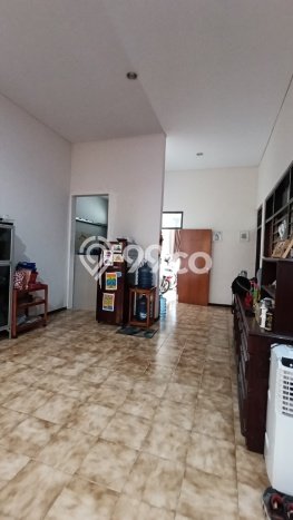 Rumah Luas Asri 2 KT Siap Pakai di Muara Bandung Rumah Luas Asri 2 KT Siap Pakai di Muara Bandung