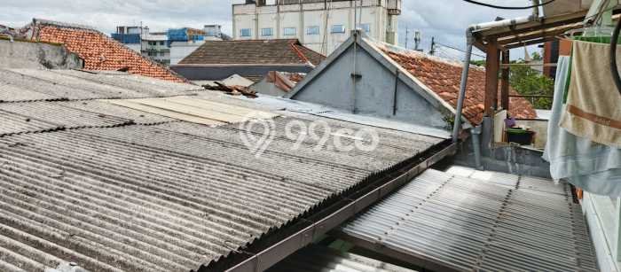 Rumah Bagus Disewakan di Kebon Kawung, Bandung LT 464m2, LB 460m2 Rumah Bagus Disewakan di Kebon Kawung, Bandung LT 464m2, LB 460m2