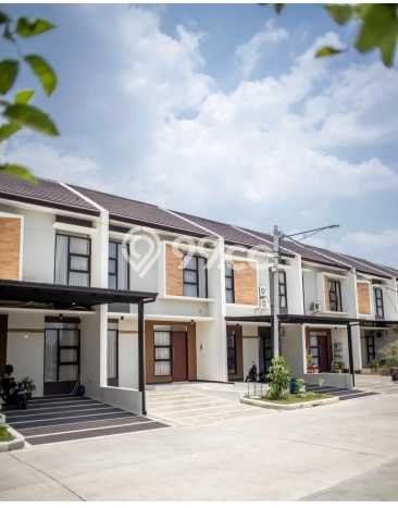 Dijual Hunian Rumah Nyaman 4 Kamar di Taman Kopo Indah, Bandung Dijual Hunian Rumah Nyaman 4 Kamar di Taman Kopo Indah, Bandung