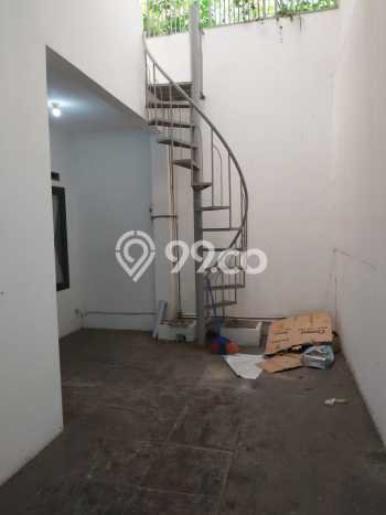 Rumah Disewakan Bandung LT 126m2 LB 240m2 Kawasan Soekarno Hatta Rumah Disewakan Bandung LT 126m2 LB 240m2 Kawasan Soekarno Hatta