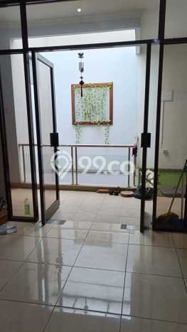 Ruko Disewa di Bandung dengan LB 500m2 Area Komersial Ramai Ruko Disewa di Bandung dengan LB 500m2 Area Komersial Ramai