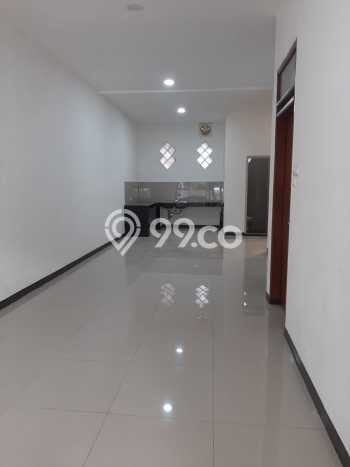Rumah Modern 4 KT LT 90m2 di Taman Kopo Indah Rumah Modern 4 KT LT 90m2 di Taman Kopo Indah