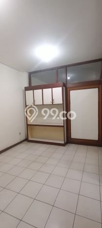 Disewakan Ruko di Pusat Kota Bandung Ramai Strategis Disewakan Ruko di Pusat Kota Bandung Ramai Strategis