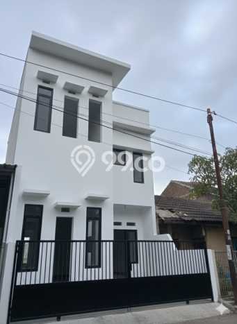 Rumah Nyaman 6 KT LB 100m2 Kondisi Bagus di Rancamanyar Rumah Nyaman 6 KT LB 100m2 Kondisi Bagus di Rancamanyar