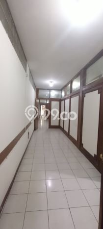 Disewakan Ruko di Pusat Kota Bandung Ramai Strategis Disewakan Ruko di Pusat Kota Bandung Ramai Strategis