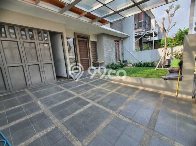 Hunian Mewah LB 200m2 Siap Huni Desain Elegan di Singgasana, Bandung Hunian Mewah LB 200m2 Siap Huni Desain Elegan di Singgasana, Bandung