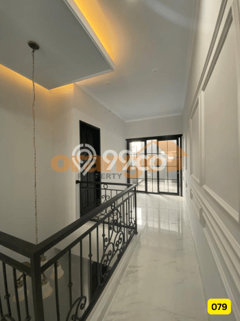 Rumah Elit Modern Tanpa Renovasi di Ragunan Jakarta Selatan Rumah Elit Modern Tanpa Renovasi di Ragunan Jakarta Selatan