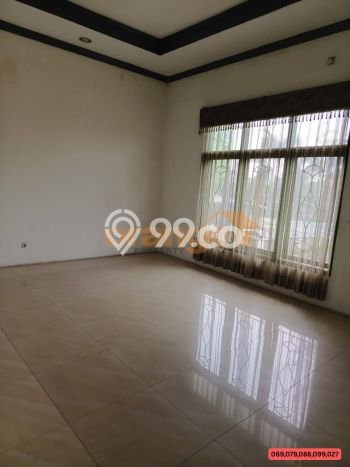 Hunian Elit LB 650m2 Siap Pakai Desain Elegan di Cibubur, Jakarta Timur Hunian Elit LB 650m2 Siap Pakai Desain Elegan di Cibubur, Jakarta Timur
