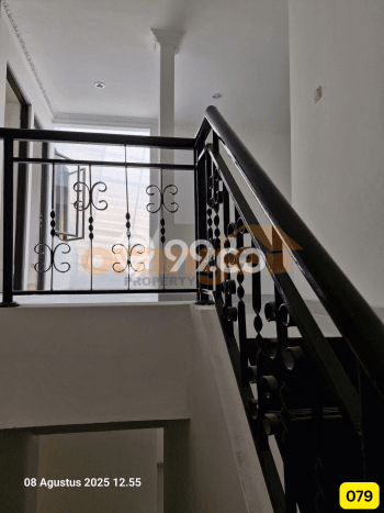 Rumah Modern 4 Kamar LT 144m2 di Kota Wisata Rumah Modern 4 Kamar LT 144m2 di Kota Wisata