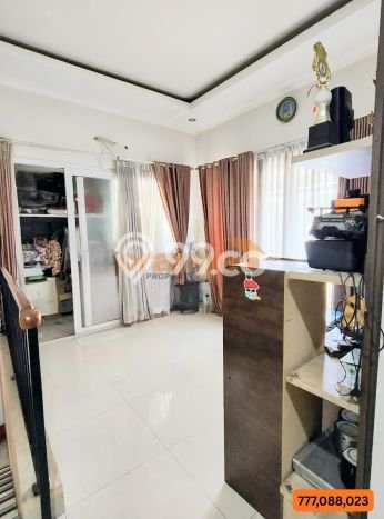 Dijual Rumah Luas Elegan Dengan View Eksklusif di Cibubur, Bekasi Dijual Rumah Luas Elegan Dengan View Eksklusif di Cibubur, Bekasi