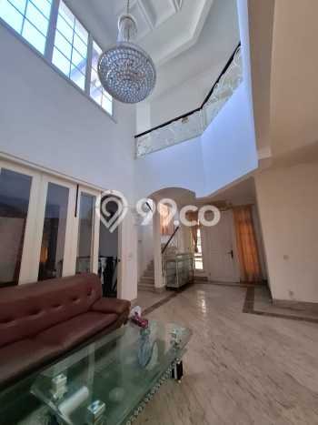 For Sale! Luxury House LT 297m2 Desain Elegan di Legenda Wisata For Sale! Luxury House LT 297m2 Desain Elegan di Legenda Wisata