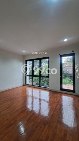 Hunian Mewah Siap Huni LT 160m2 di Ciputat, Tangerang Selatan Hunian Mewah Siap Huni LT 160m2 di Ciputat, Tangerang Selatan