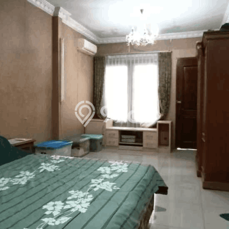Siap Huni Hunian Elit 8 Kamar di Pesanggrahan Dekat ke Mana Pun Siap Huni Hunian Elit 8 Kamar di Pesanggrahan Dekat ke Mana Pun