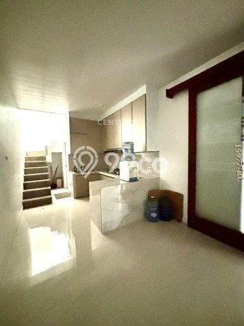 Disewakan! Rumah 4 Kamar Tidur &
3 Kamar Mandi di Pondok Indah, Jakarta Selatan Disewakan! Rumah 4 Kamar Tidur &
3 Kamar Mandi di Pondok Indah, Jakarta Selatan